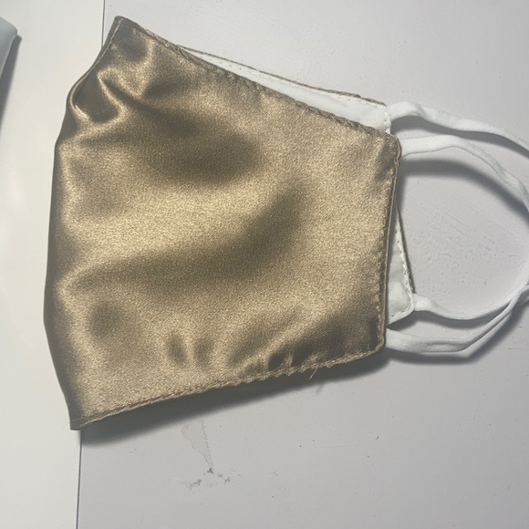 Pack up four Silk facemask - Picture 3 of 5